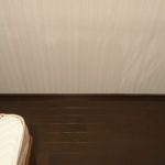 クロスで迷ったら大きいサンプルを取り寄せ。イメージ違いを防ぐ唯一の方法