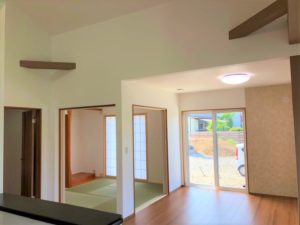 和室は必要?リビングに客間が欲しい人が続出。作らなかった理由や、畳の魅力に迫る