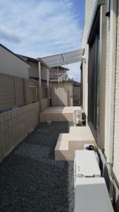 タイルデッキはメンテナンスが楽。業者選びで失敗。追加費用を払って二度手間に