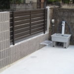 庭を駐車場につくり変えるときは水道業者も検討。外構費が安く抑えられるかも