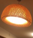 IKEAのBÖJA (ベイヤ)は竹のランプシェードで、天井に映る影も空間をデザインする