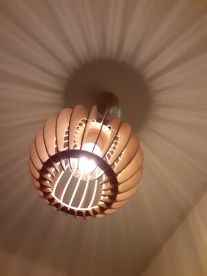 木好きには堪らない、そのこだわりに感服するイケダ照明のオリジナルペンダントライト